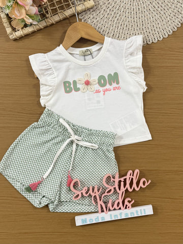 Conjunto Infantil Kukiê Verão com Shorts Verde e Blusa Branca Bloom