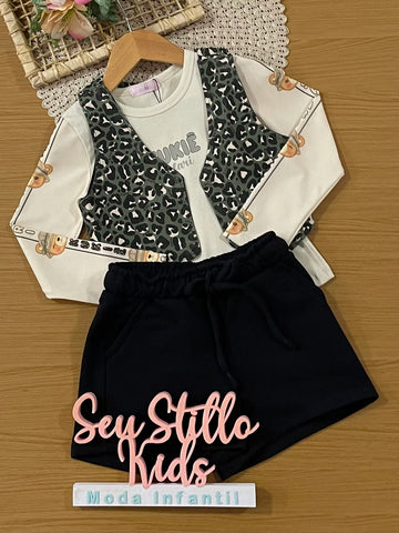 Conjunto Infantil Kukiê Inverno com Shorts, Colete e Blusa Bege Manga Longa Safari