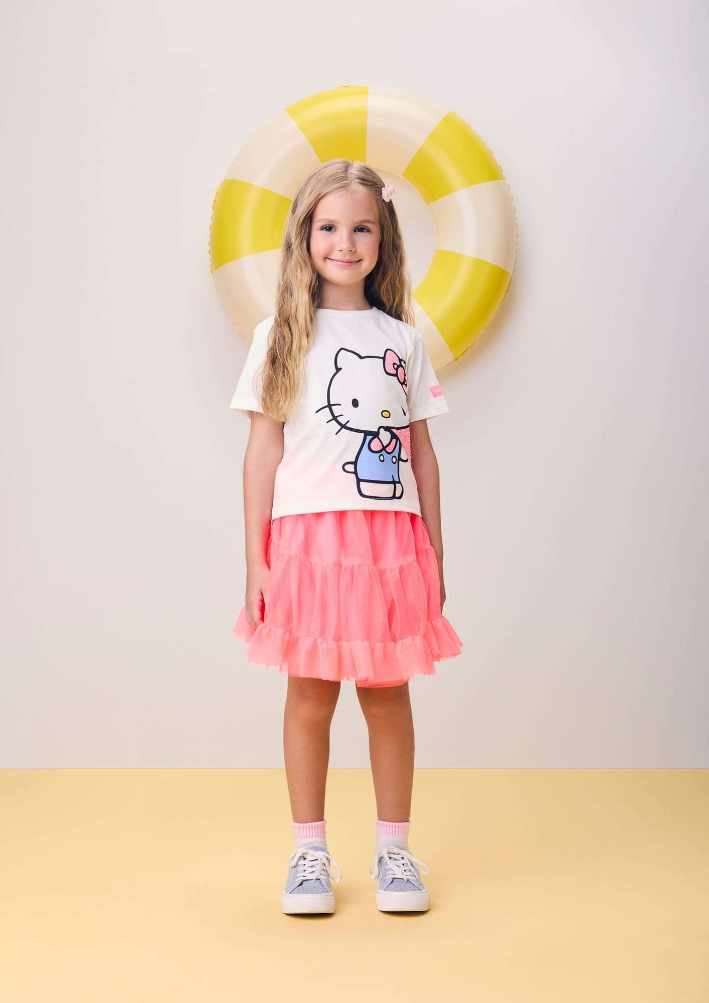 Blusa Infantil Momi Verão Branca Hello Kitty com Strass