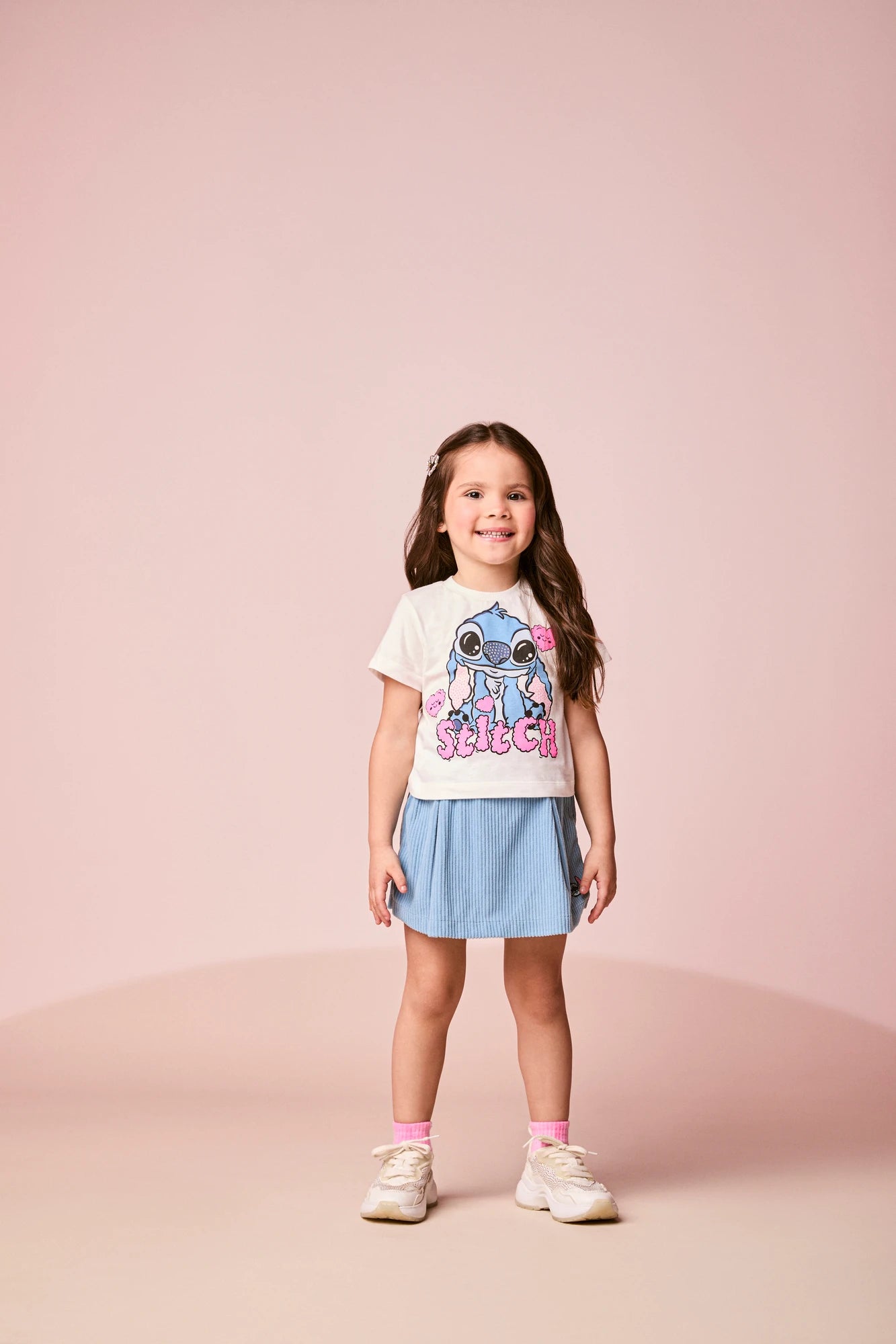 Conjunto Infantil Momi Inverno com Shorts Saia Azul e Blusa Manga Longa Stitch Corações Disney