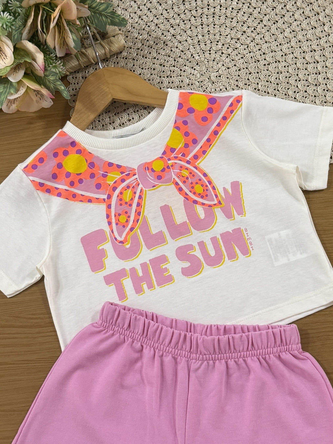 Conjunto Infantil Bimbi Verão com Shorts Rosa e Blusa Branca Follow The Sun