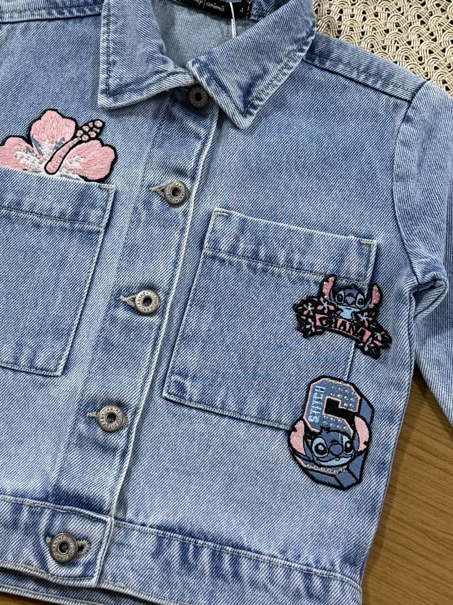 Jaqueta Infantil Animê Inverno Jeans Stitch com Strass Disney
