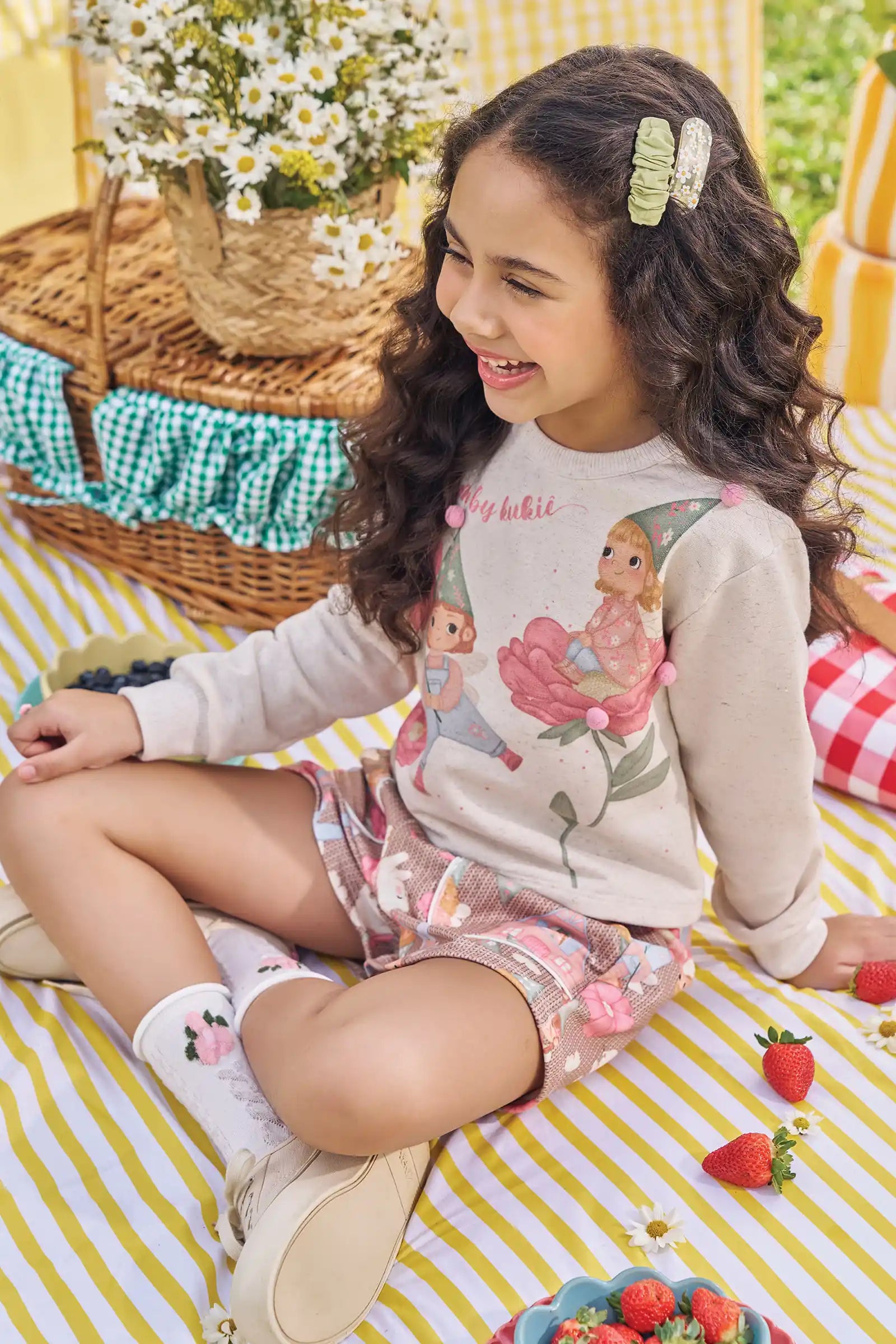 Conjunto Infantil Kukiê Inverno com Shorts Marrom e Moletom sem Flanela Fadinhas