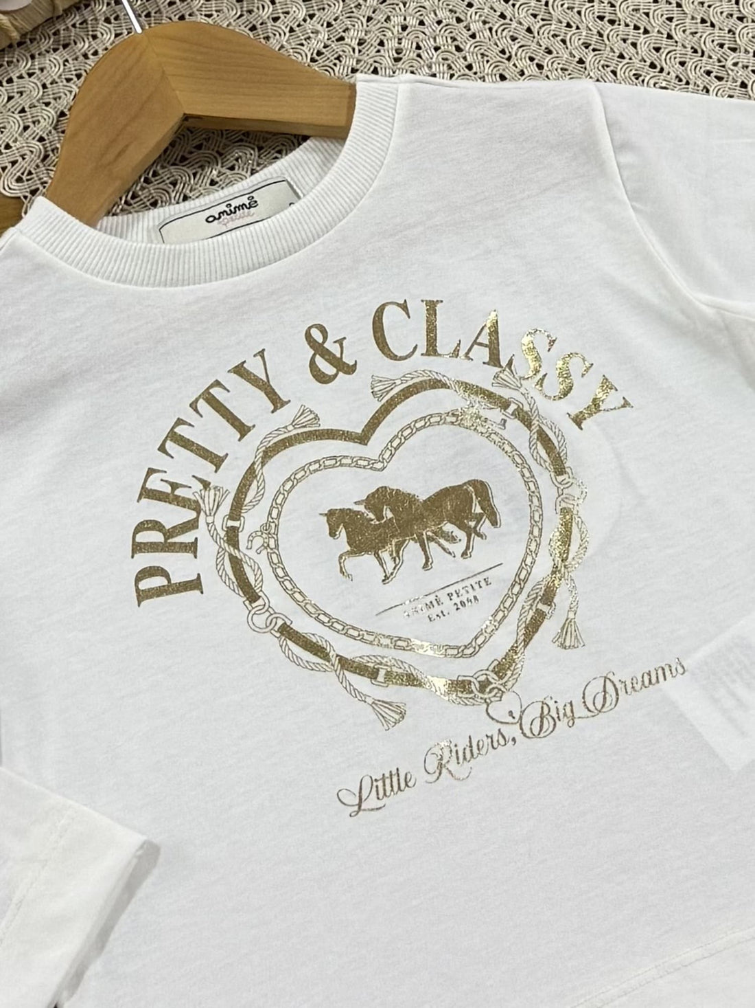 Blusa Infantil Animê Inverno Manga Longa Branca Pretty e Classy