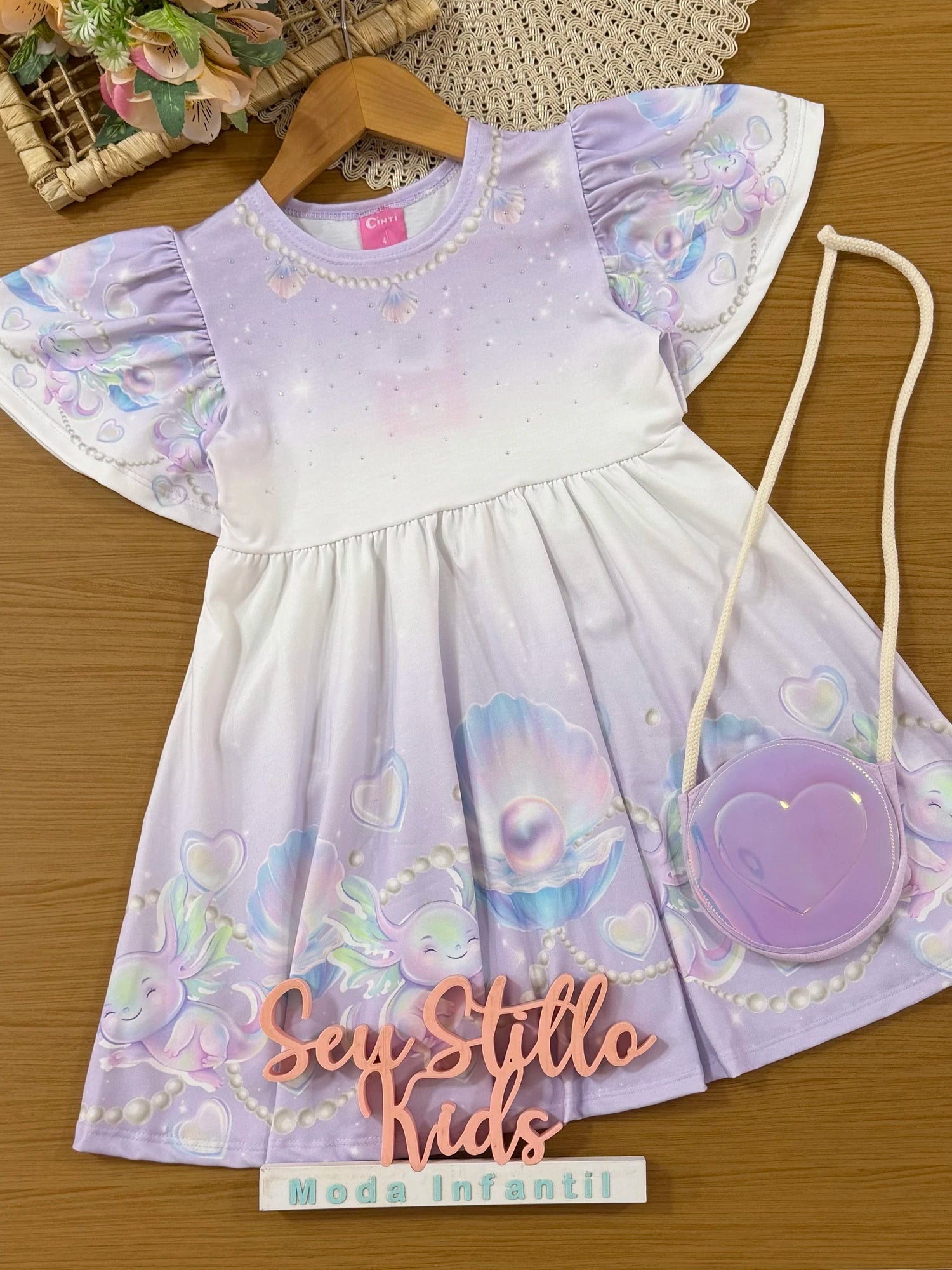 Vestido Infantil Cinti Verão Lilás Axolote e Conxinhas com Bolsinha