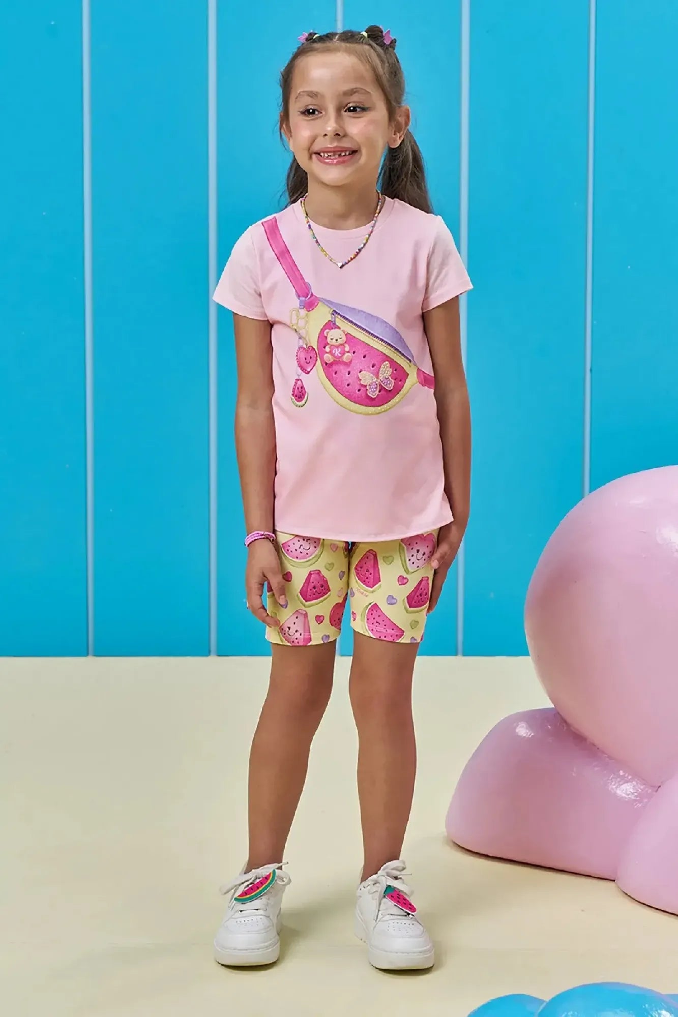 Conjunto Infantil Menina Kukiê com Shorts Amarelo e Blusa Rosa Bolsinha Melancia