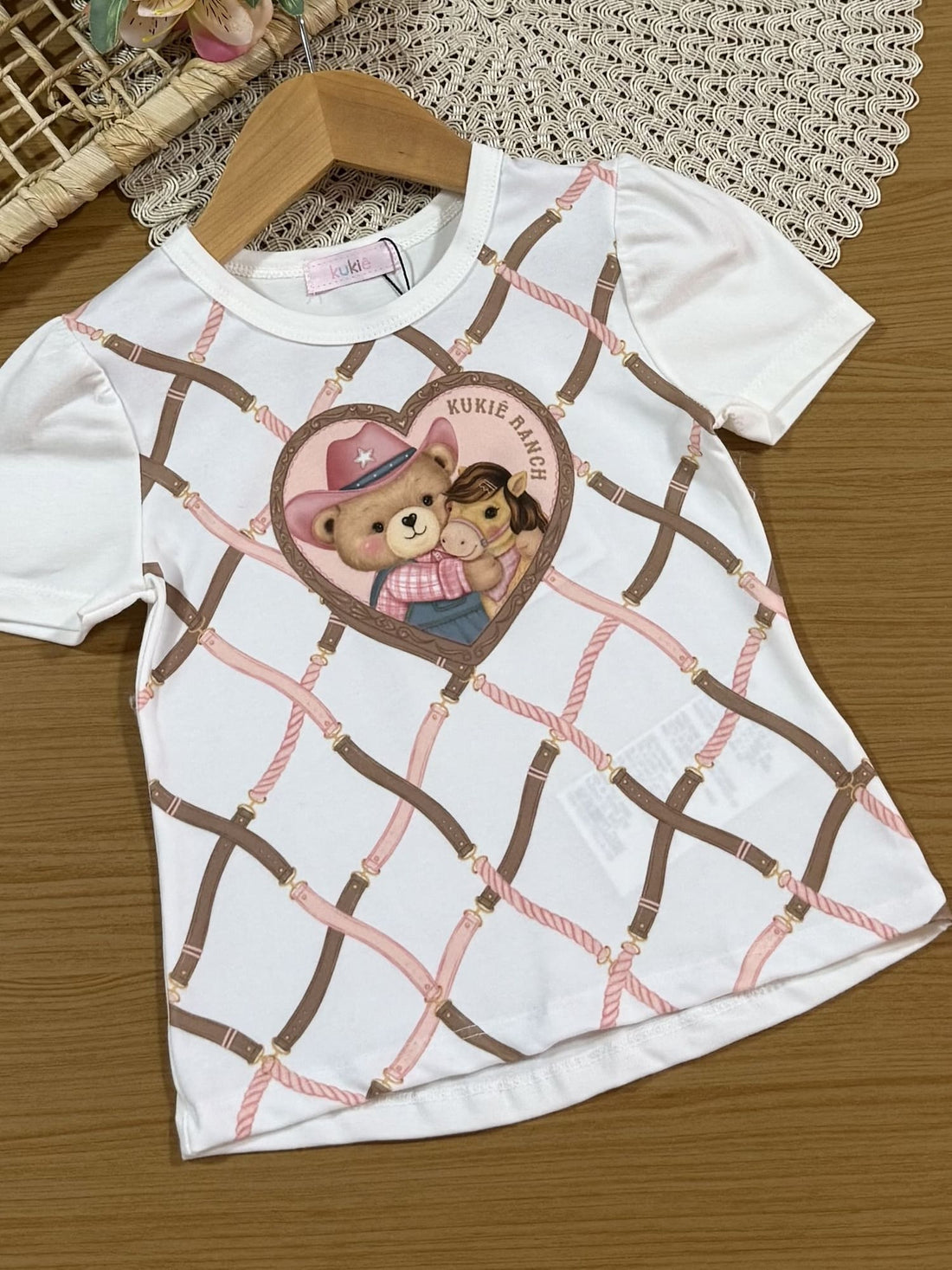 Conjunto Infantil Kukiê Inverno com Saia Marrom e Blusa Ursinha Country