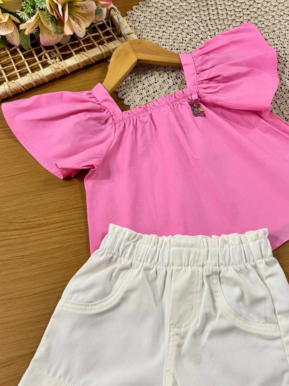 Conjunto Infantil Menina Momi com Shorts e Blusa Rosa