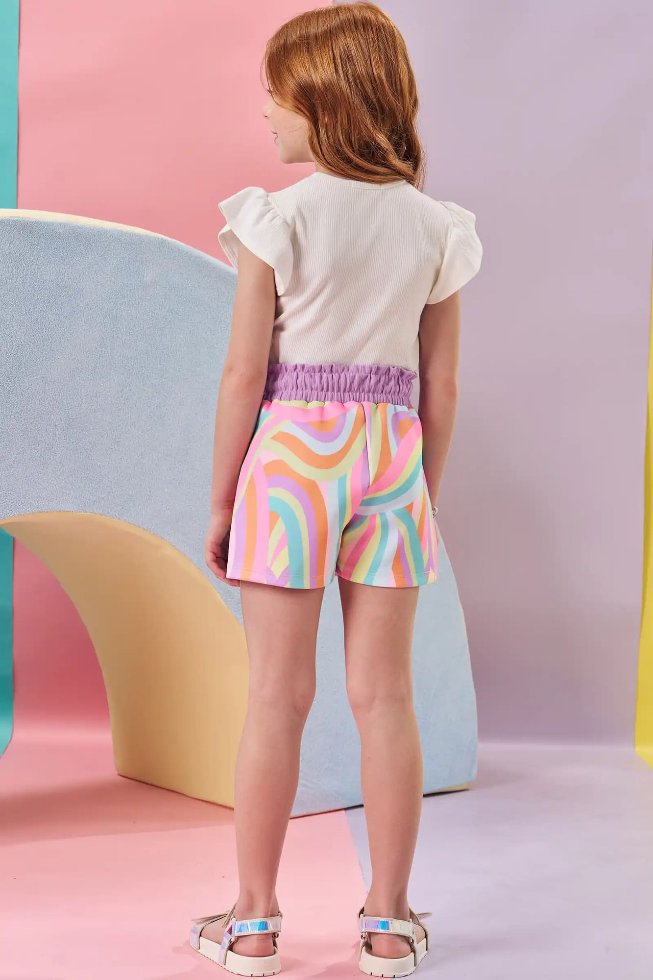 Conjunto Infantil Kukiê Verão com Shorts Saia Colorido e Blusa Branca Concha