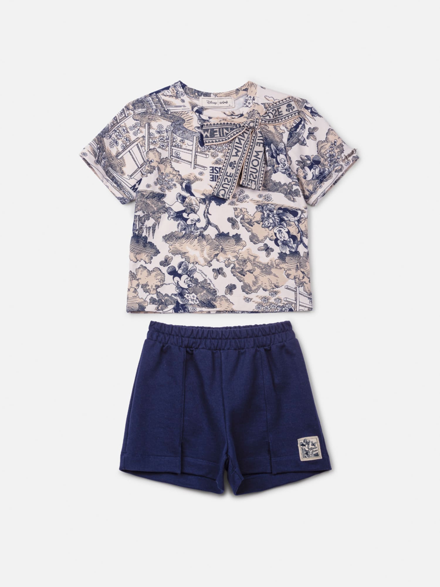 Conjunto Infantil Animê Inverno com Short e Blusa Manga Curta Minnie Disney