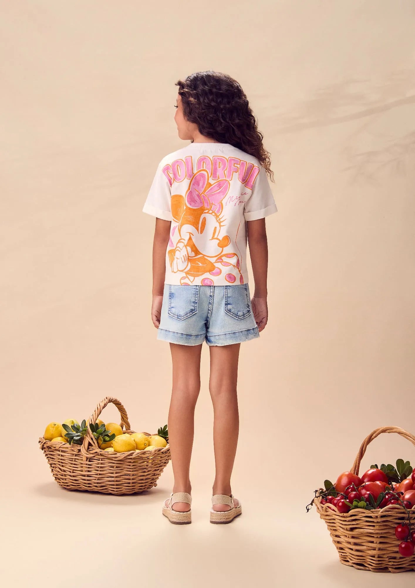 Blusa Infantil Menina Animê Branca Colorful Minnie Disney