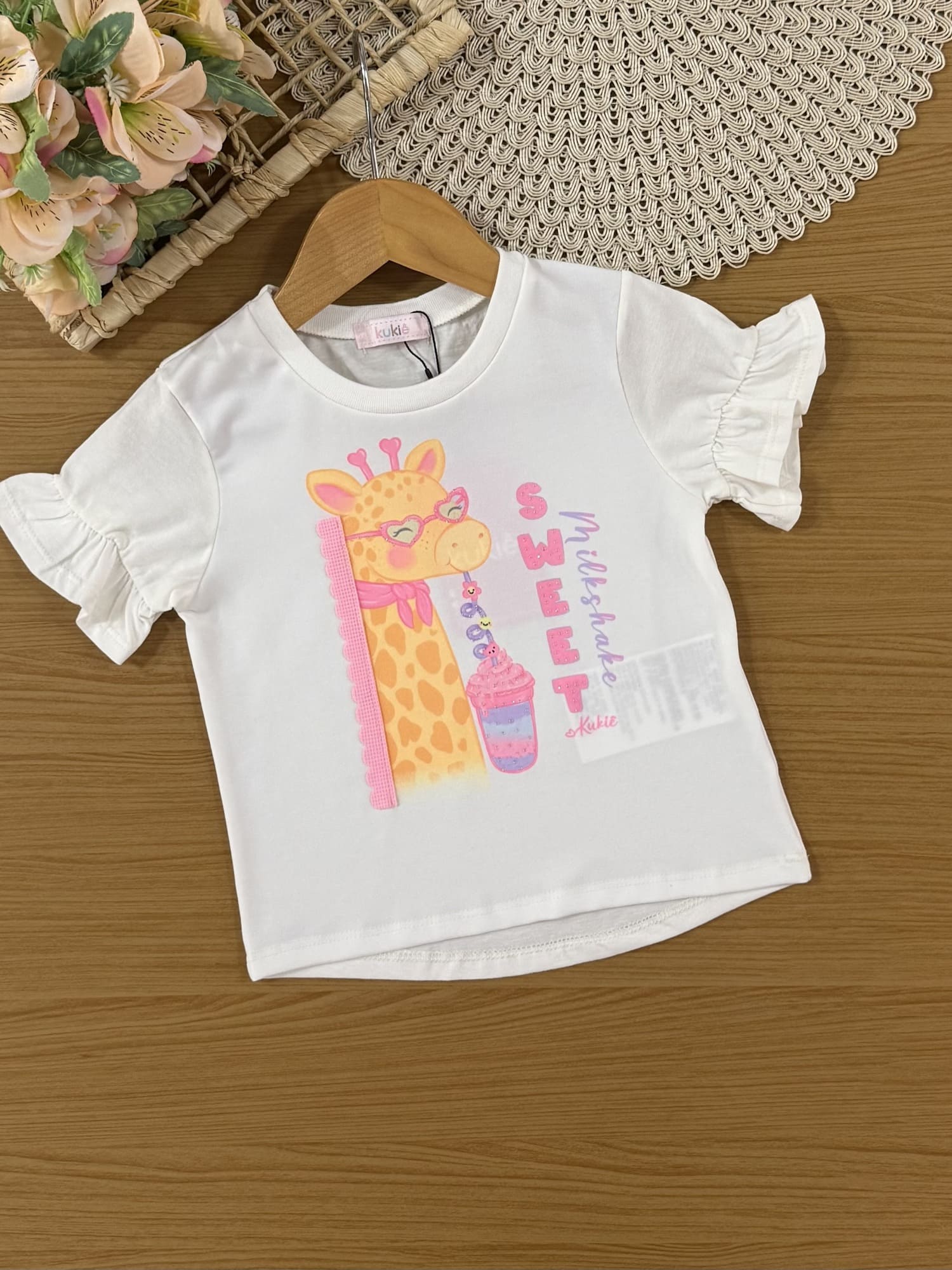 Conjunto Infantil Kukiê Verão com Shorts Rosa e Blusa Branca Girafinha