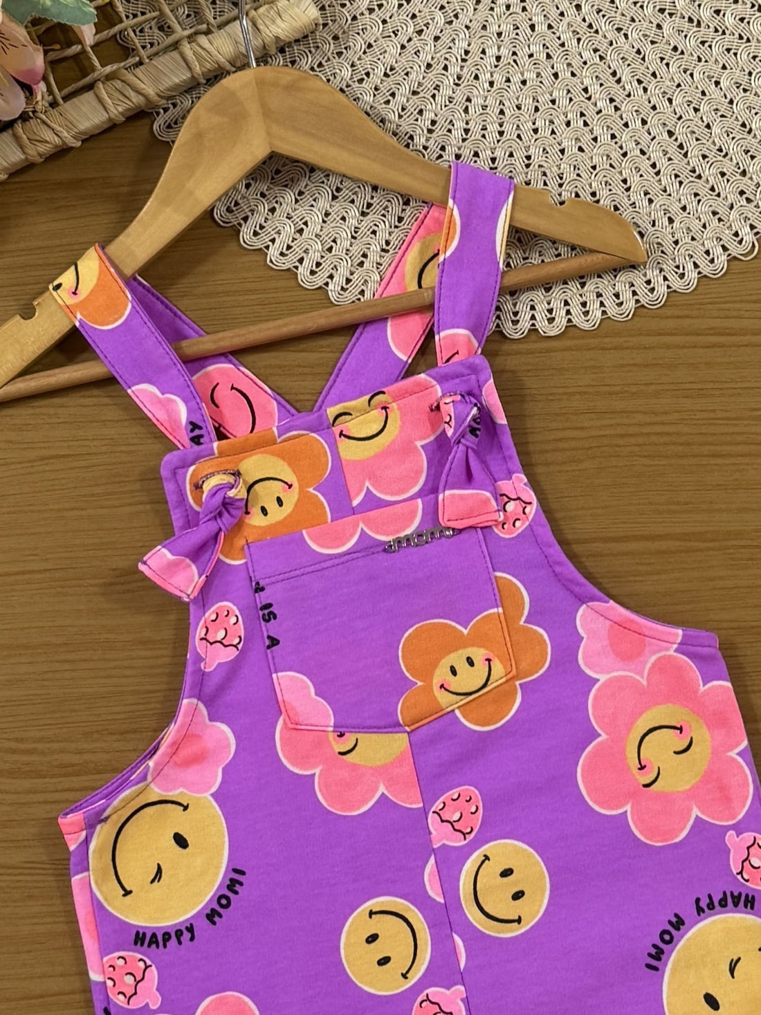 Jardineira Infantil Momi Verão Roxa Floral Smile