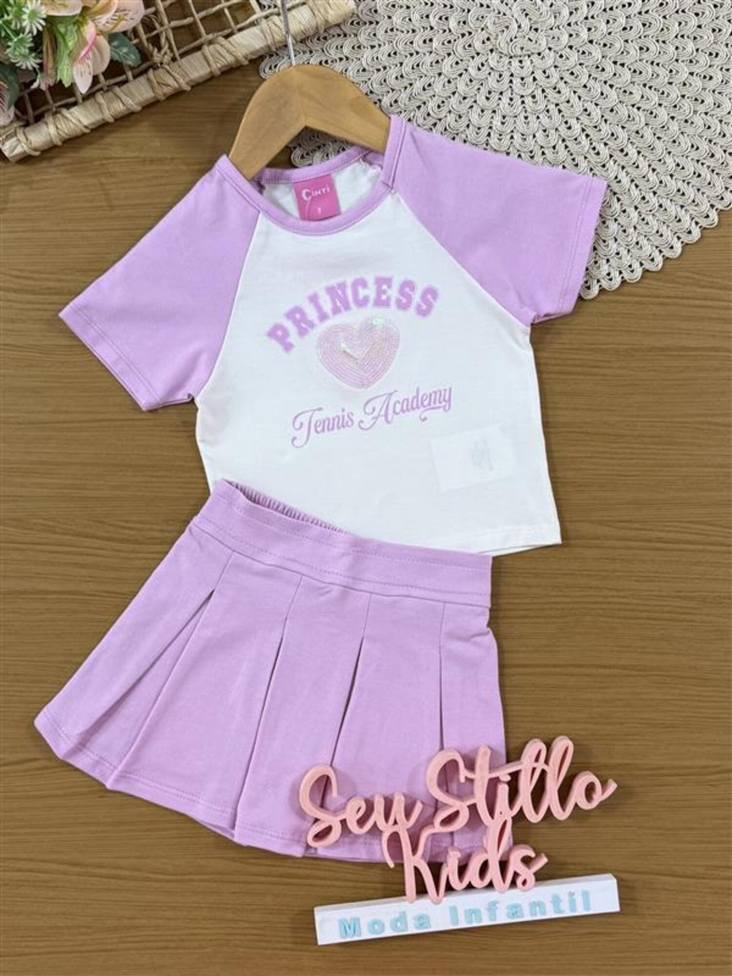 Conjunto Infantil Cinti Verão com Shorts Saia Lilás e Blusa Branca Princess
