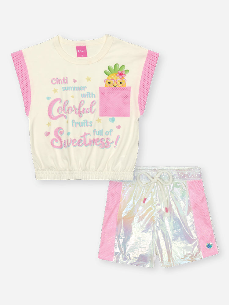 Conjunto Infantil Cinti Verão com Shorts Holográfico e Blusa Branca Frutinha