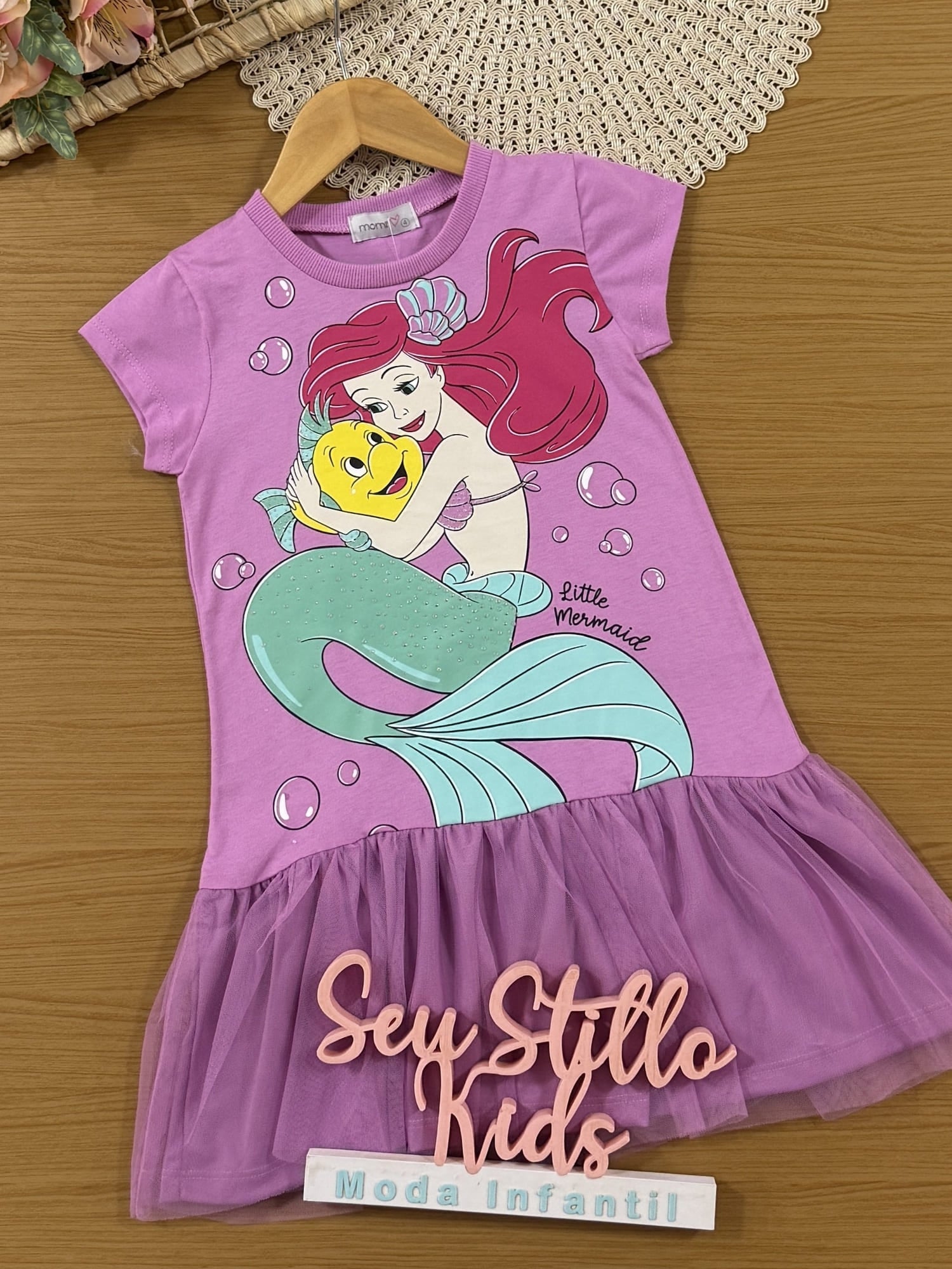 Vestido Infantil Momi Verão com Tule Lilás Pequena Sereia Disney