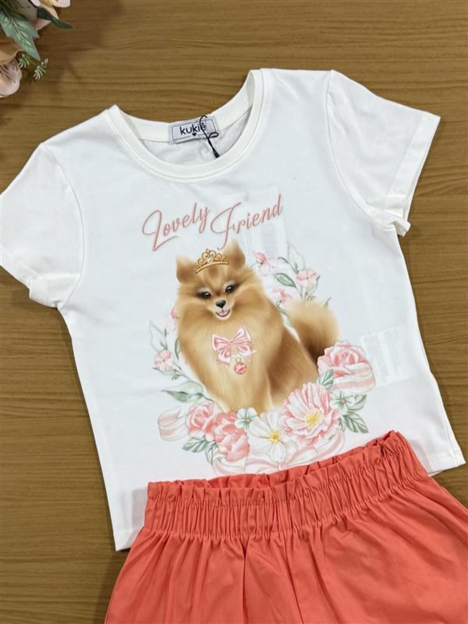 Conjunto Infantil Kukiê com Shorts Laranja e Blusa Manga Curta Cachorrinha