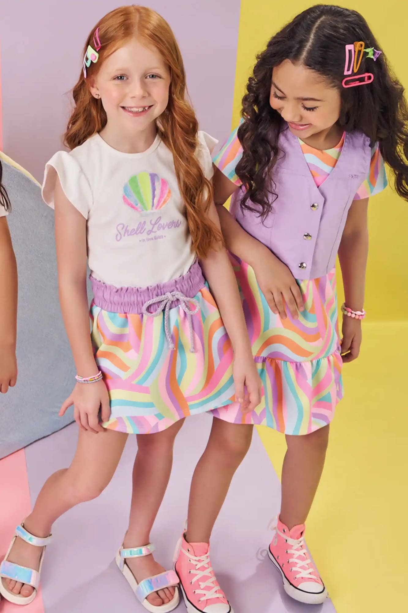 Conjunto Infantil Kukiê Verão com Shorts Saia Colorido e Blusa Branca Concha