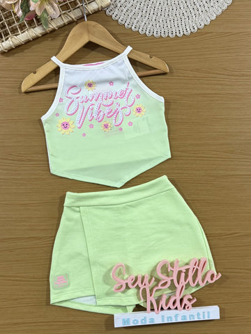 Conjunto Infantil Cinti Verão com Shorts Saia e Blusa Verde Florzinha com Strass