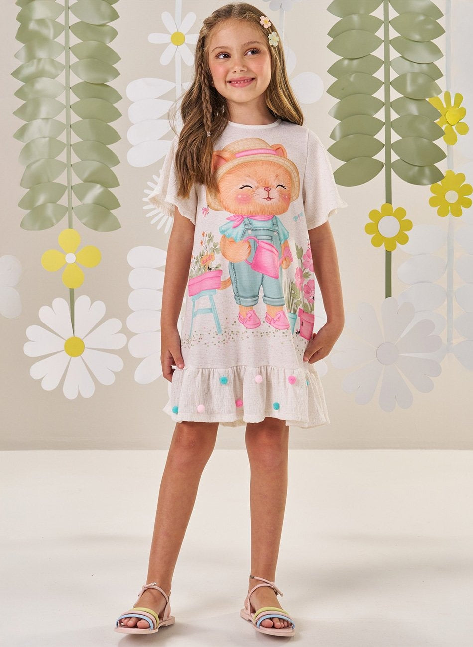 Vestido Infantil Kukiê Verão Off White com Pom Pom Gatinha Jardineira