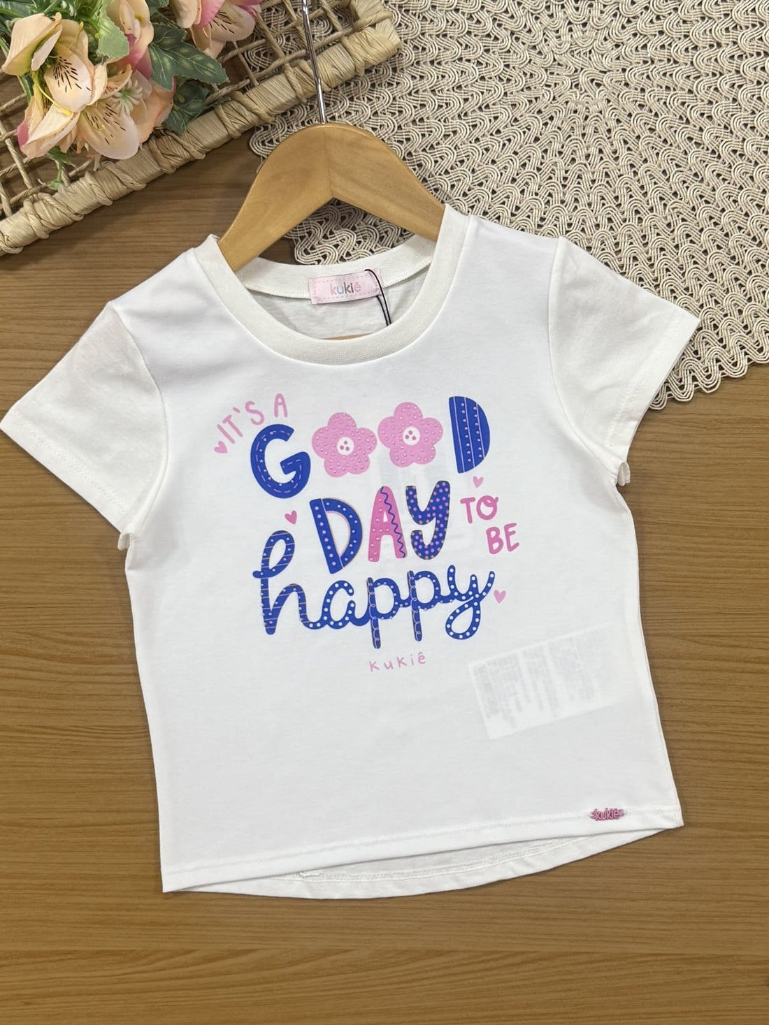 Conjunto Infantil Kukiê Verão com Shorts Azul e Blusa Branca Good Day Happy