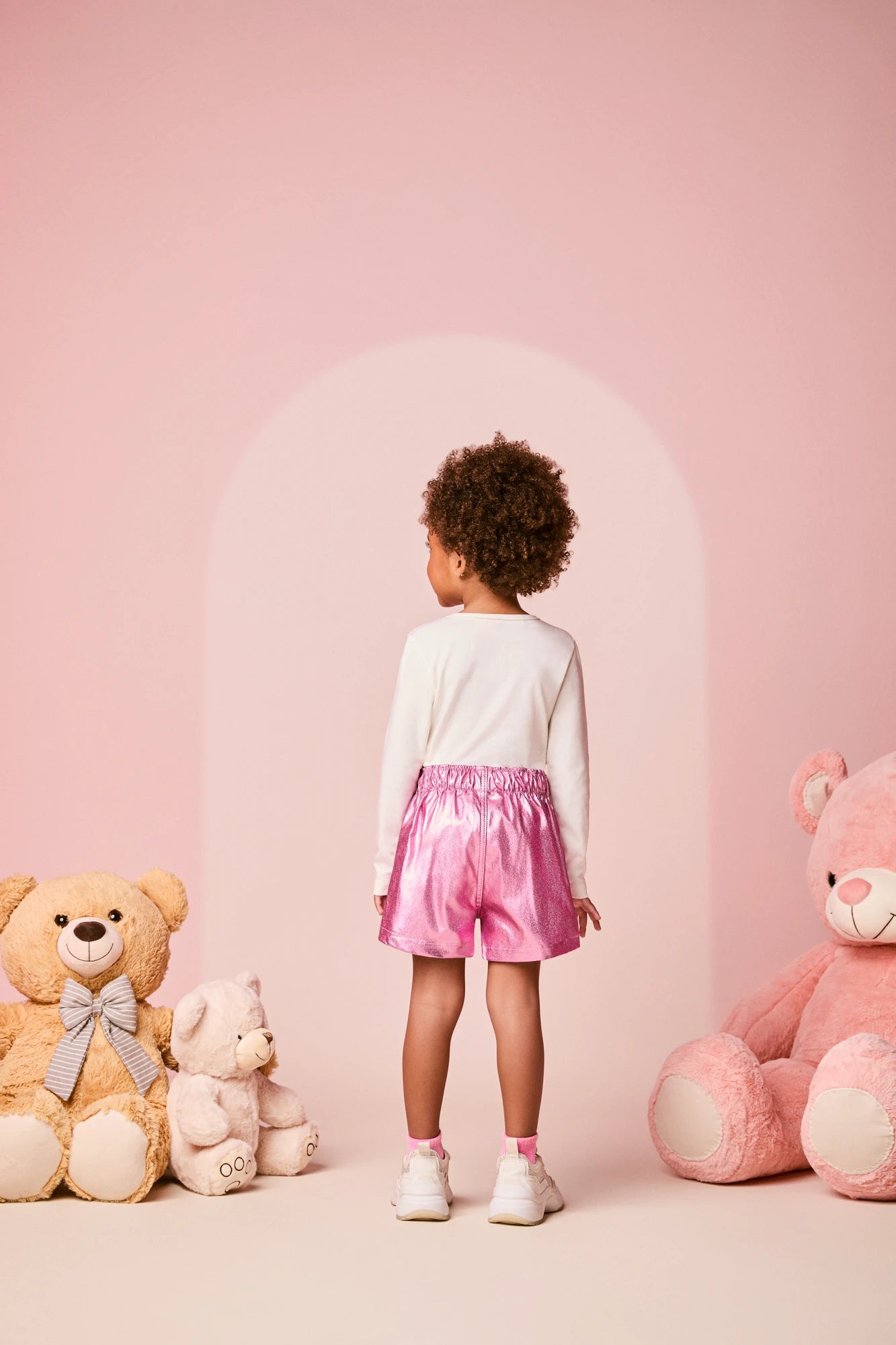 Conjunto Infantil Momi Inverno com Shorts Rosa Metalizado e Blusa Manga Longa Hello Kitty Docinhos