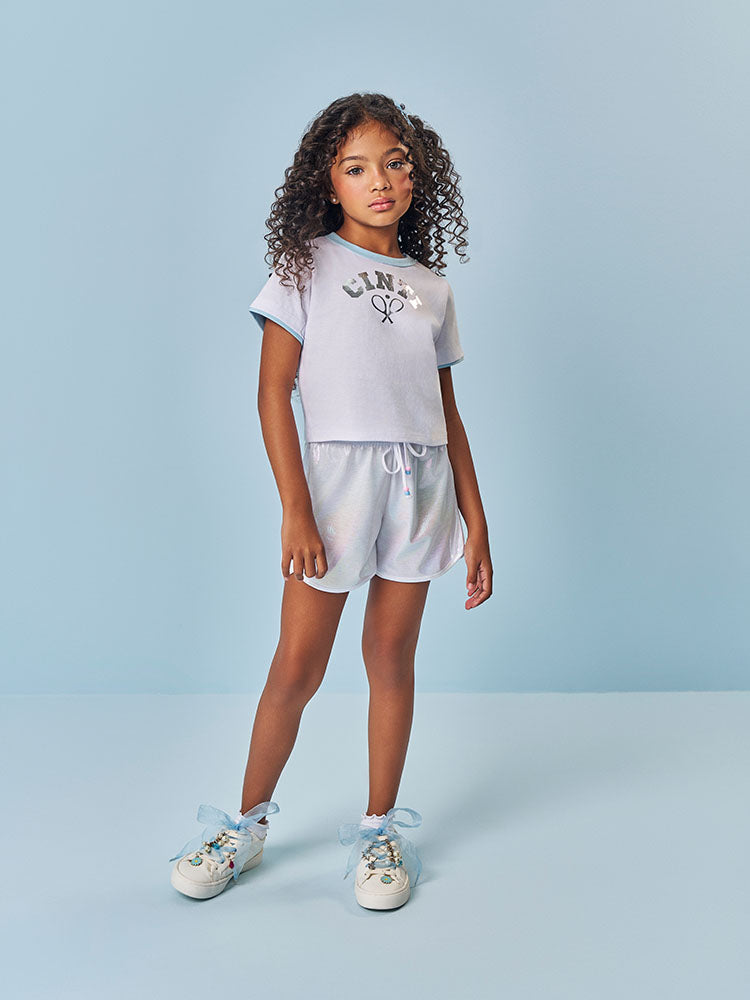 Conjunto Infantil Cinti Verão com Shorts Holográfico e Blusa Branca Sport