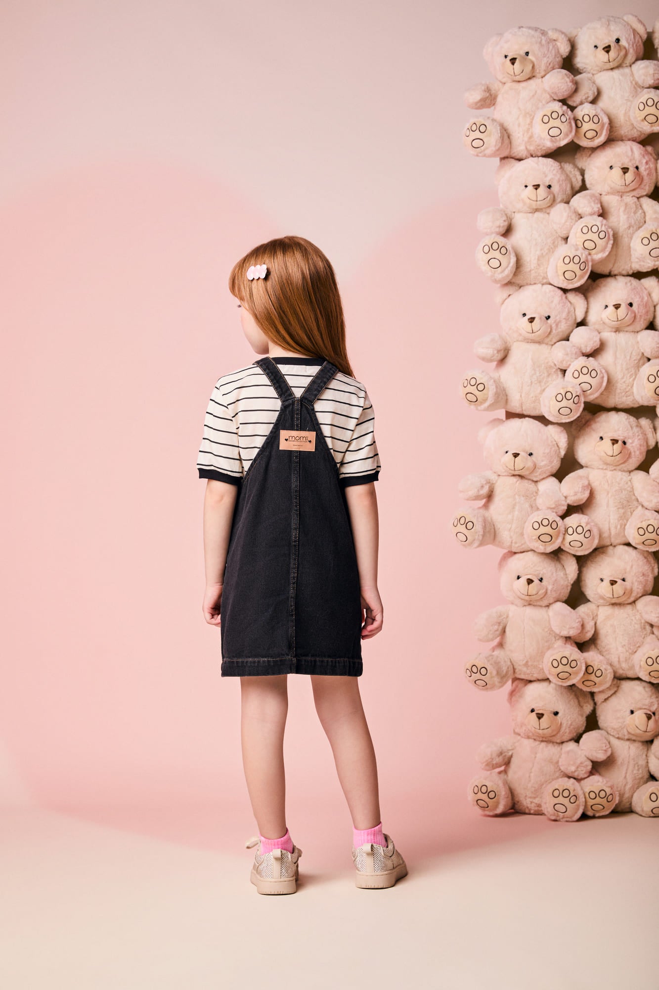 Salopete Infantil Momi Inverno Jeans Preto Hello Kitty Friends
