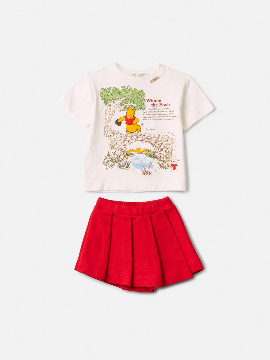 Conjunto Infantil Menina Animê com Shorts Saia Vermelho e Blusa Ursinho Pooh Disney