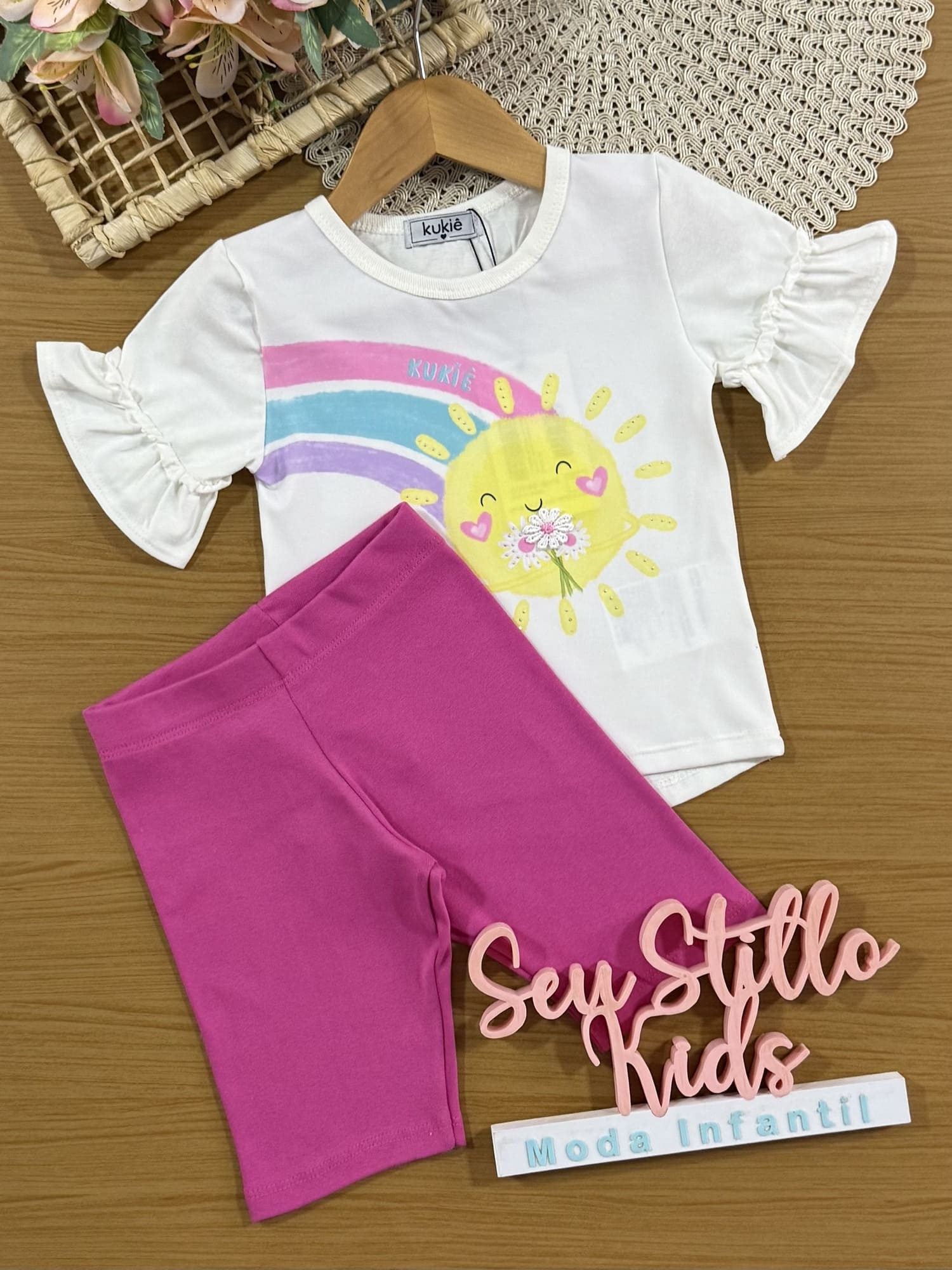 Conjunto Infantil Kukiê com Shorts Ciclista Rosa e Blusa Manga Curta Solzinho