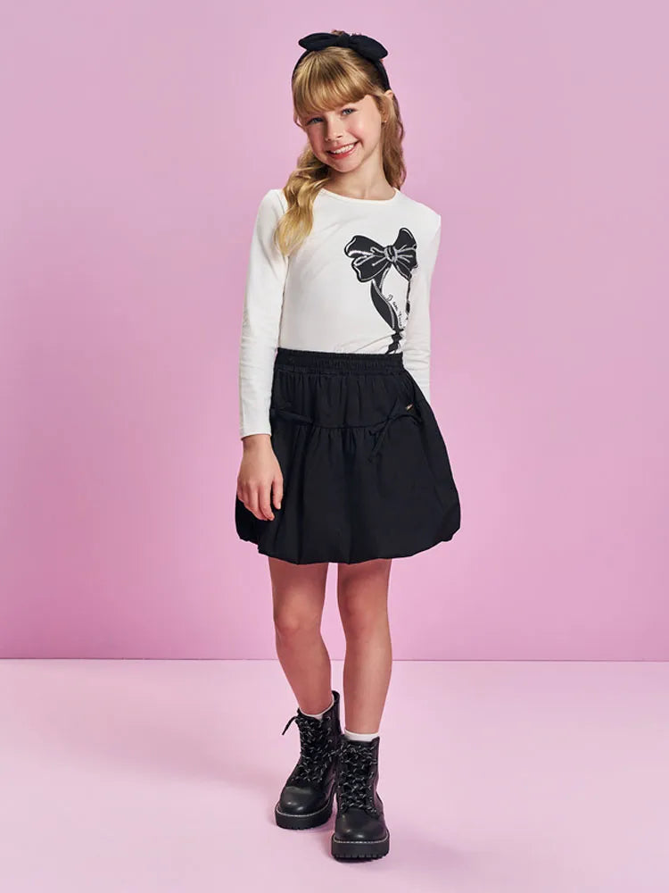 Conjunto Infantil Cinti Inverno Com Saia Preta e Blusa Branca Laço.