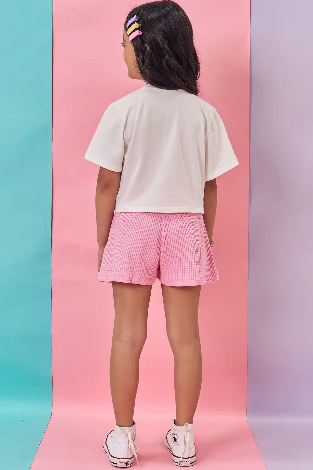 Conjunto Infantil Kukiê Verão com Shorts Rosa e Blusa Branca Florzinha Arco-irís