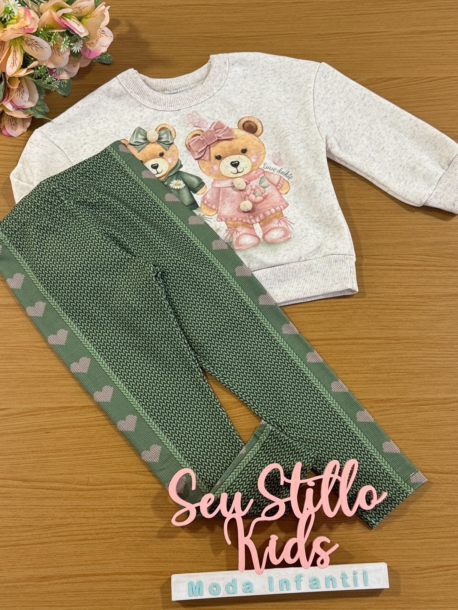 Conjunto Infantil Kukie Inverno Calça Verde e Moletom Peluciado Ursinha