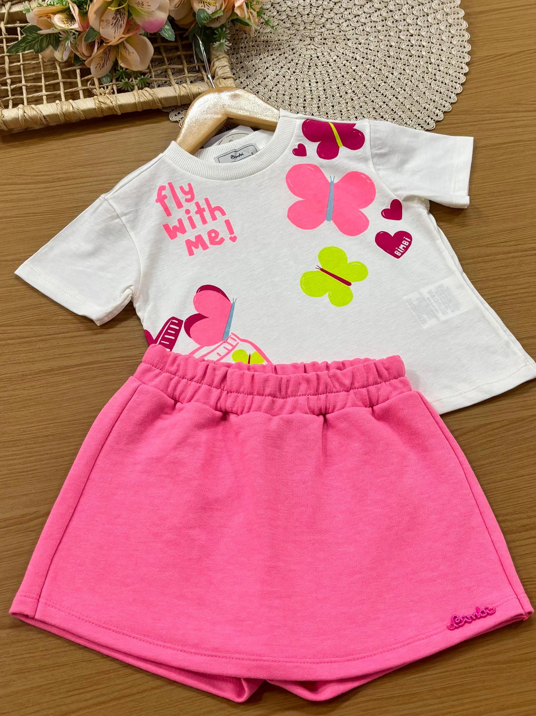 Conjunto Infantil Menina Bimbi com Shorts Saia Rosa e Blusa Borboletinhas