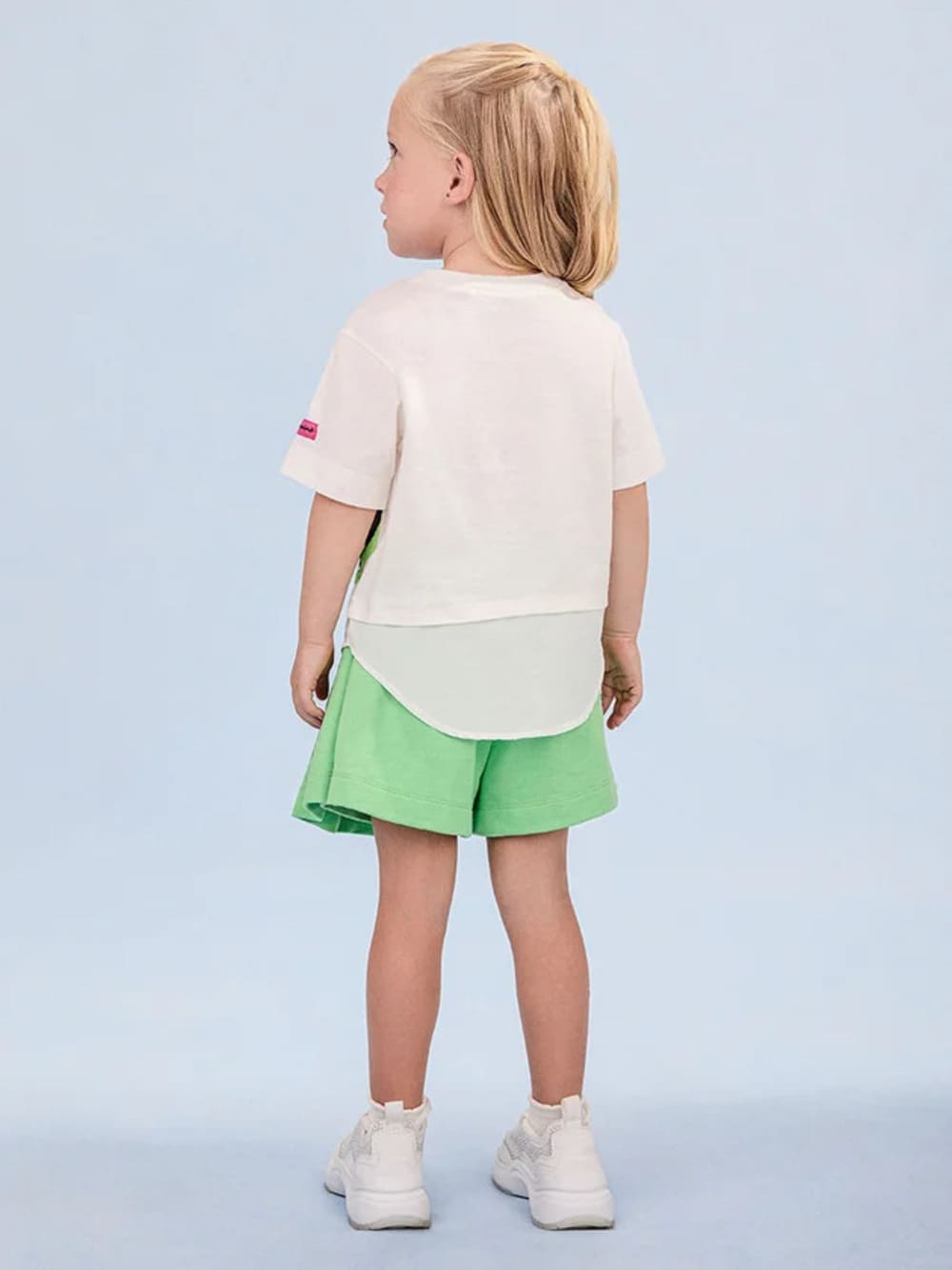 Conjunto Infantil Animê Verão Shorts Saia Verde e Blusa Minnie Disney