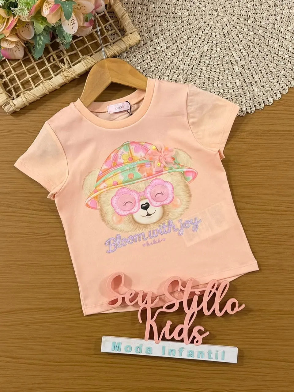 Blusa Infantil Menina Kukiê Salmão Ursinha Bloom