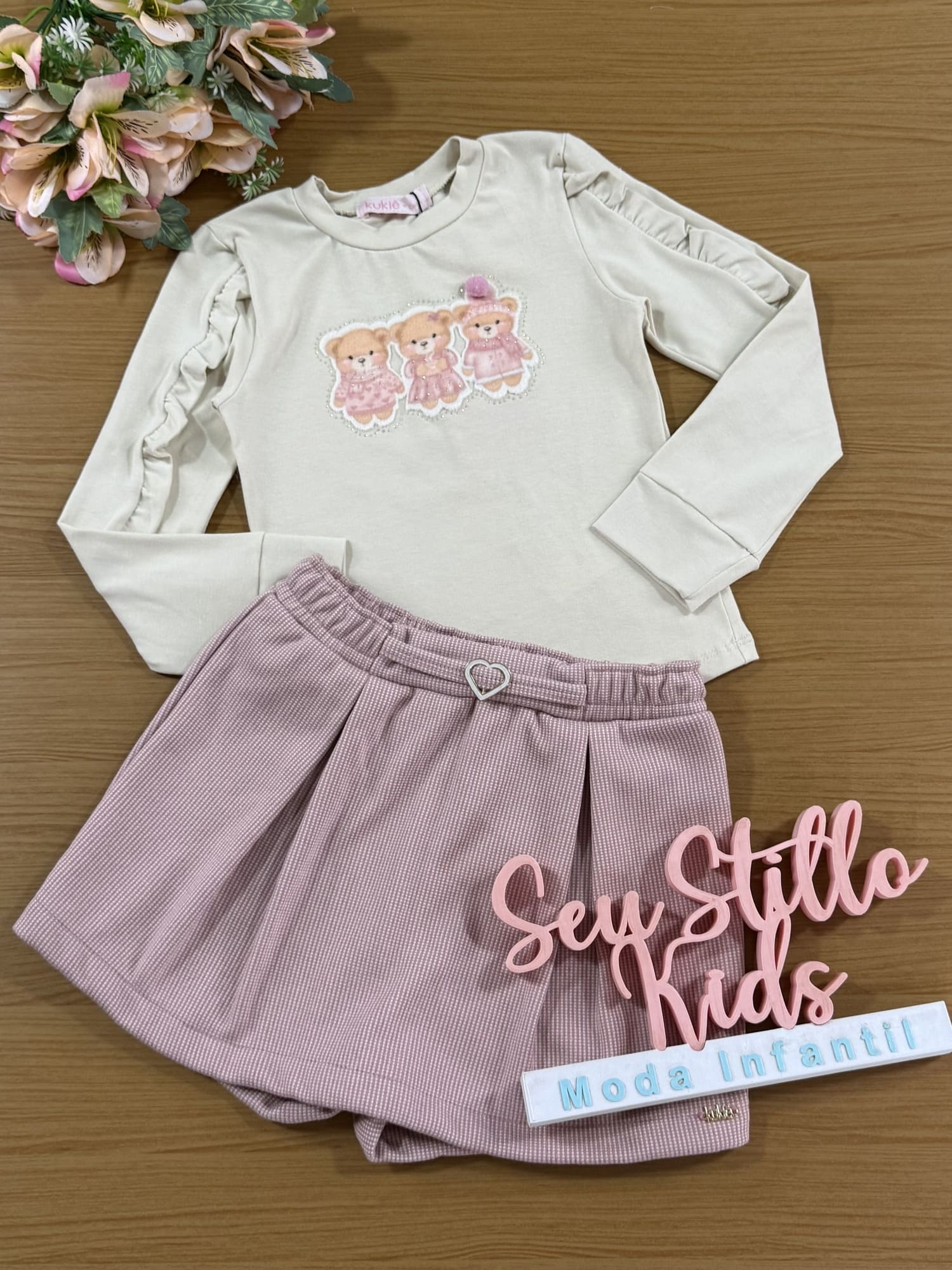 Conjunto Infantil Kukiê Inverno Short Saia e Blusa Bege Ursinhos