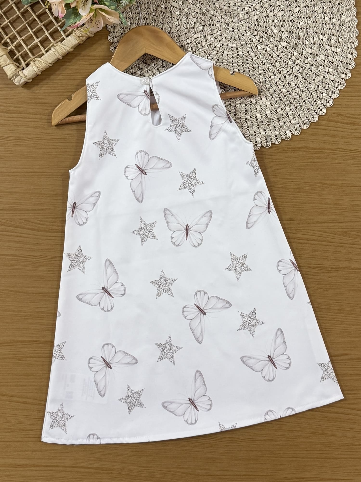 Vestido Infantil Cinti Verão Branco Princesinha com Sobreposição em Tule Borboletas