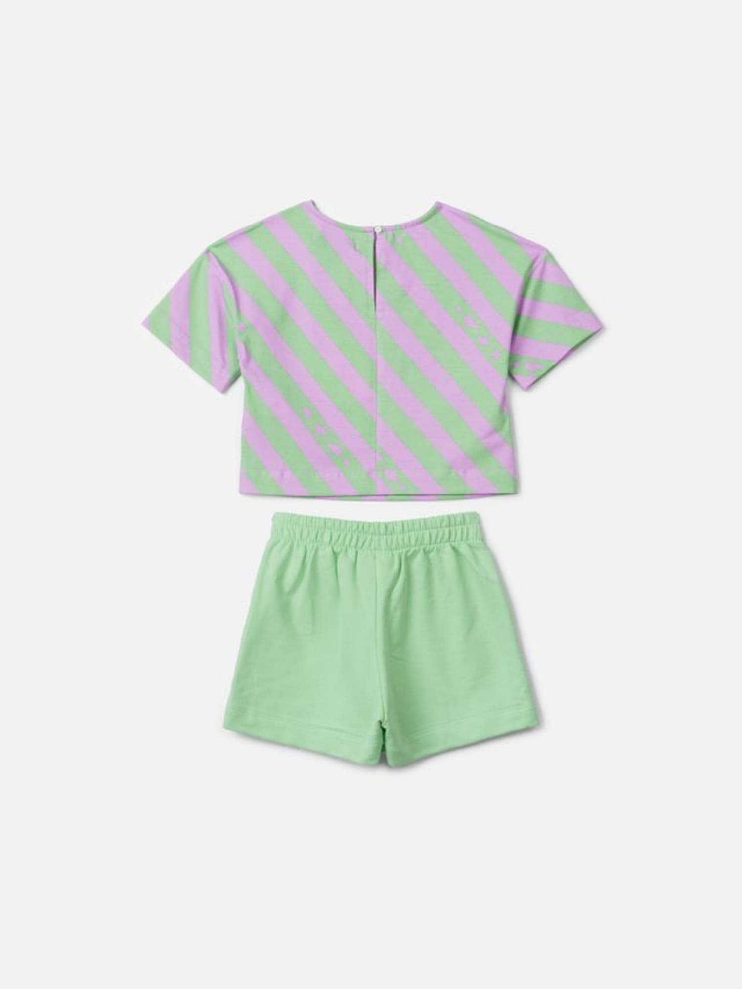 Conjunto Infantil Animê com Shorts Verde e Blusa Listrada