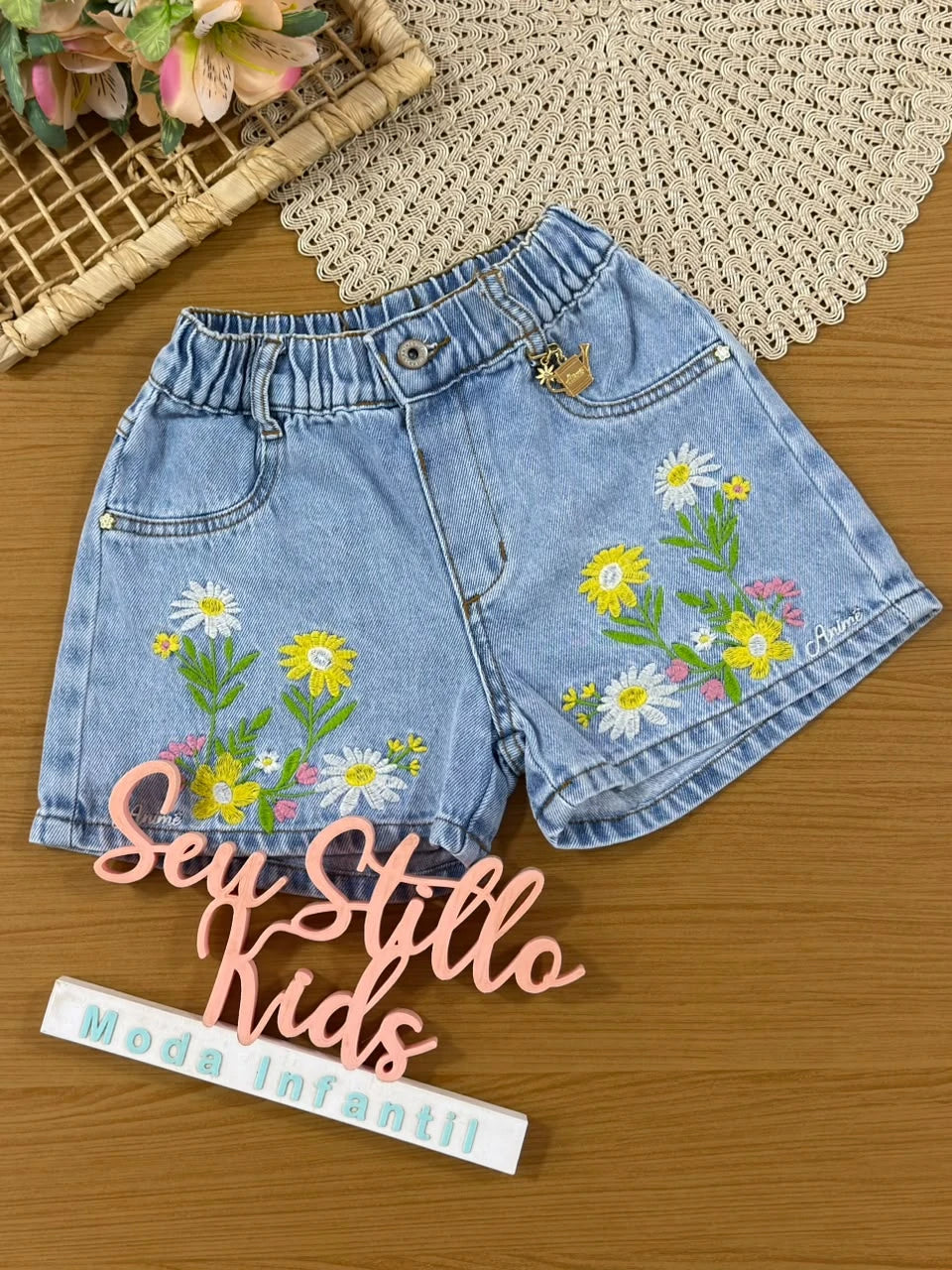 Shorts Infantil  Menina Animê Jeans Floral