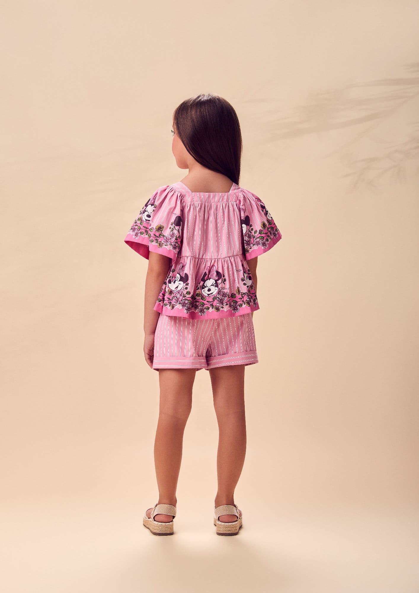 Conjunto Infantil Menina Animê com Shorts e Blusa Listrada Rosa Minnie Florista Disney