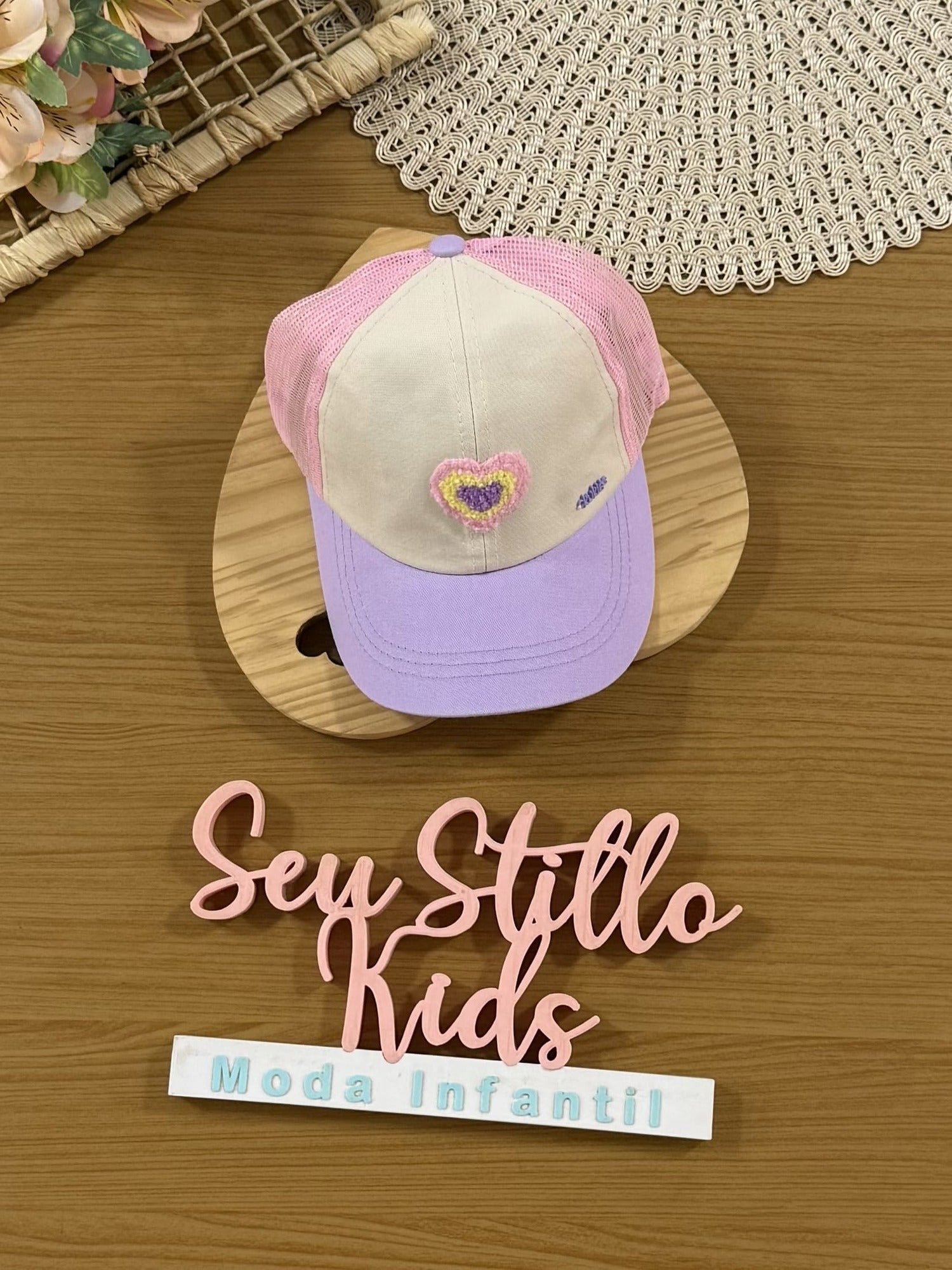 Boné Infantil Kukie Verão Bege Coração