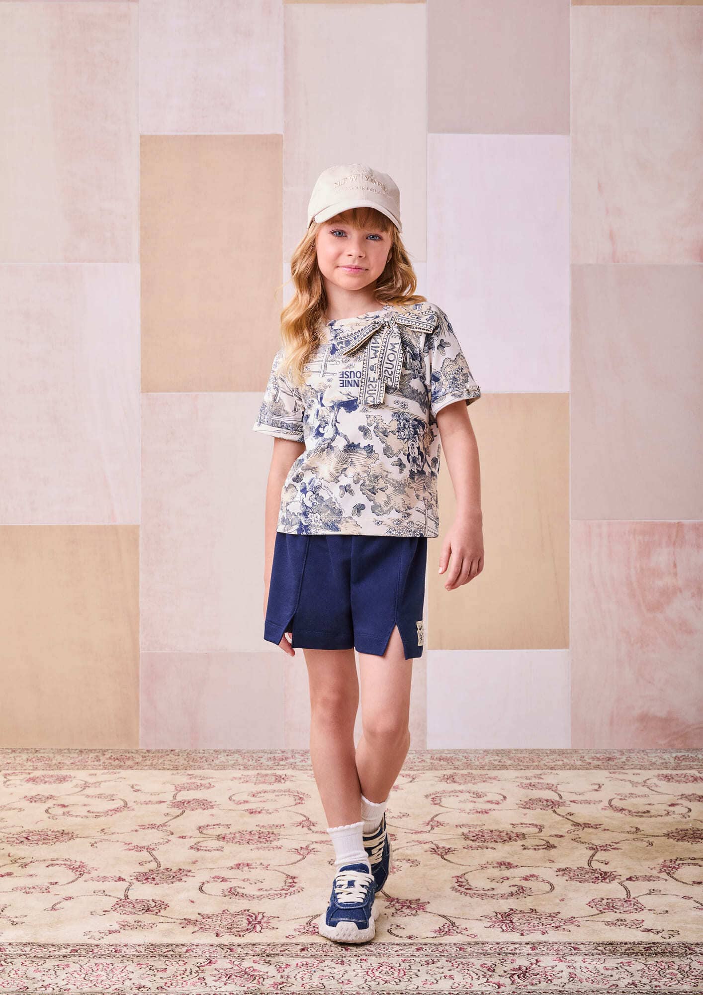 Conjunto Infantil Animê Inverno com Short e Blusa Manga Curta Minnie Disney