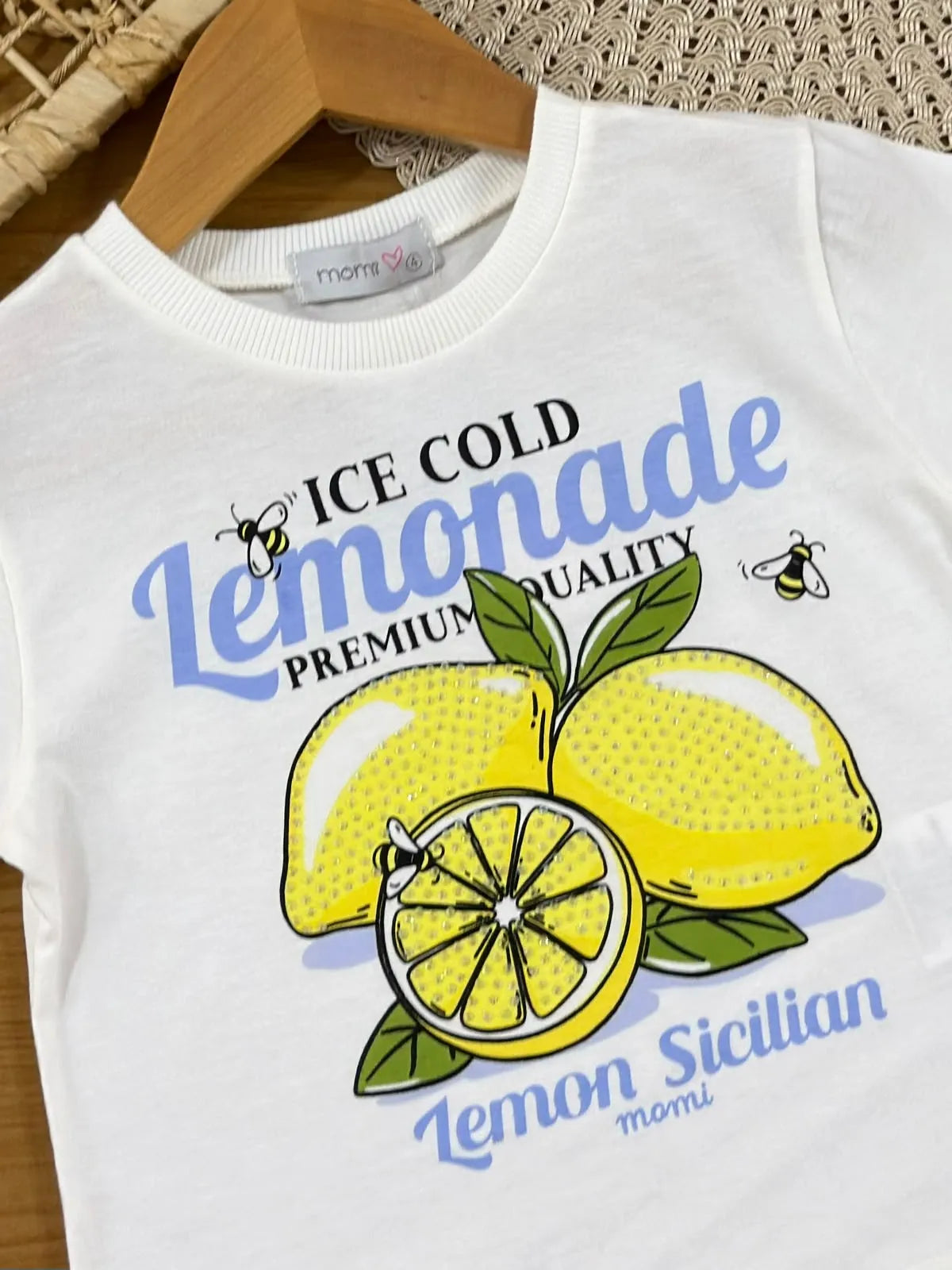 Conjunto Infantil Menina Momi Shorts Saia Azul e Blusa Limãozinho Strass