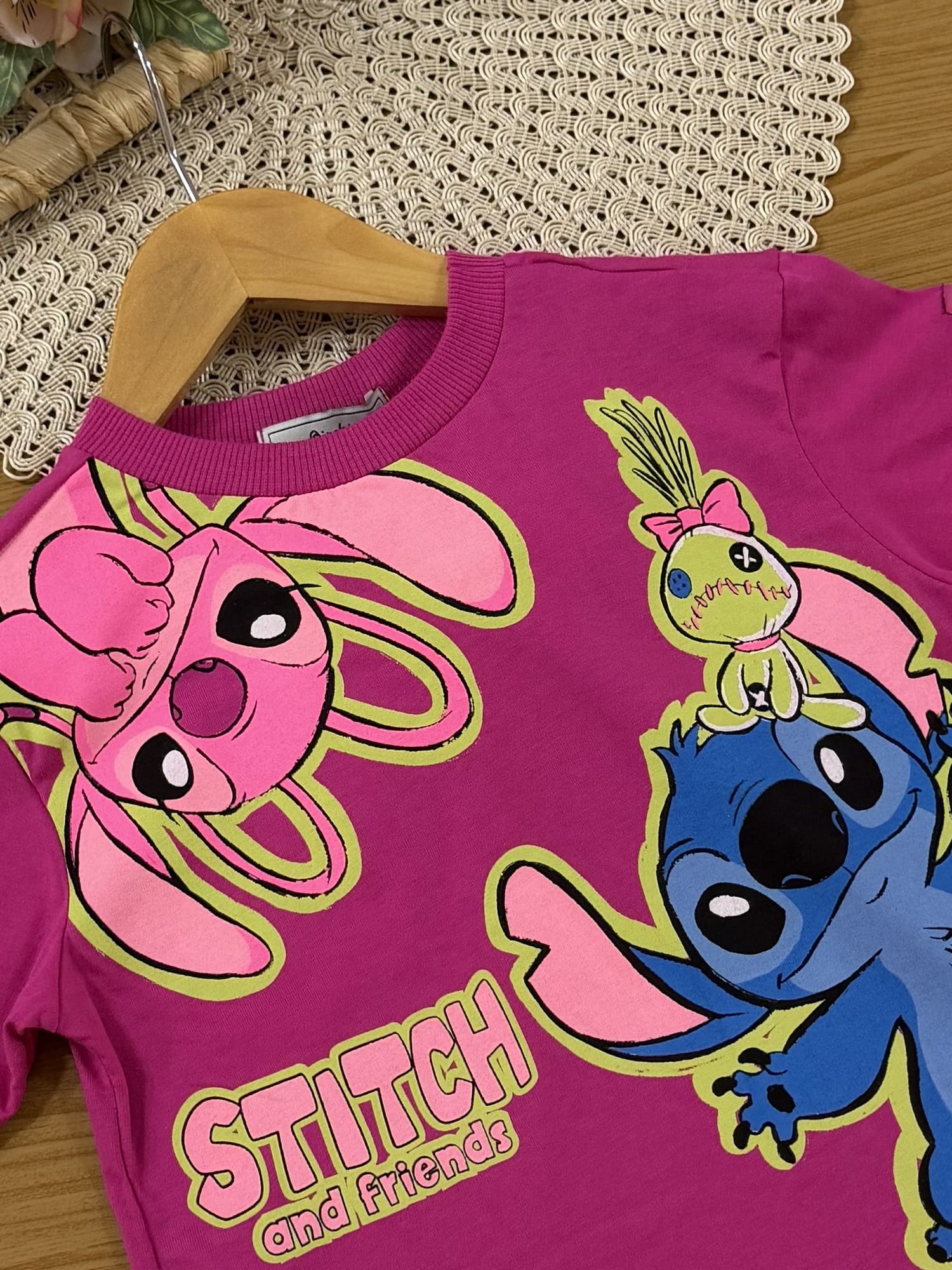 Blusa Infantil Bimbi Inverno Manga Curta Rosa Stitch e Angel Friends Disney
