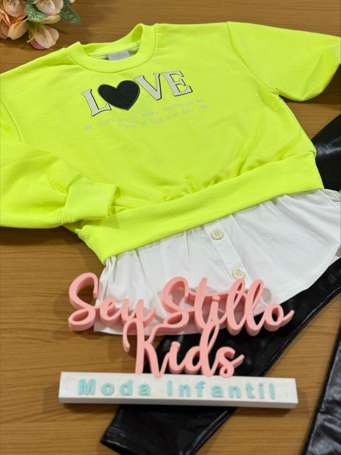 Conjunto Infantil Catavento Inverno com Legging e Moletom Verde Neon Love