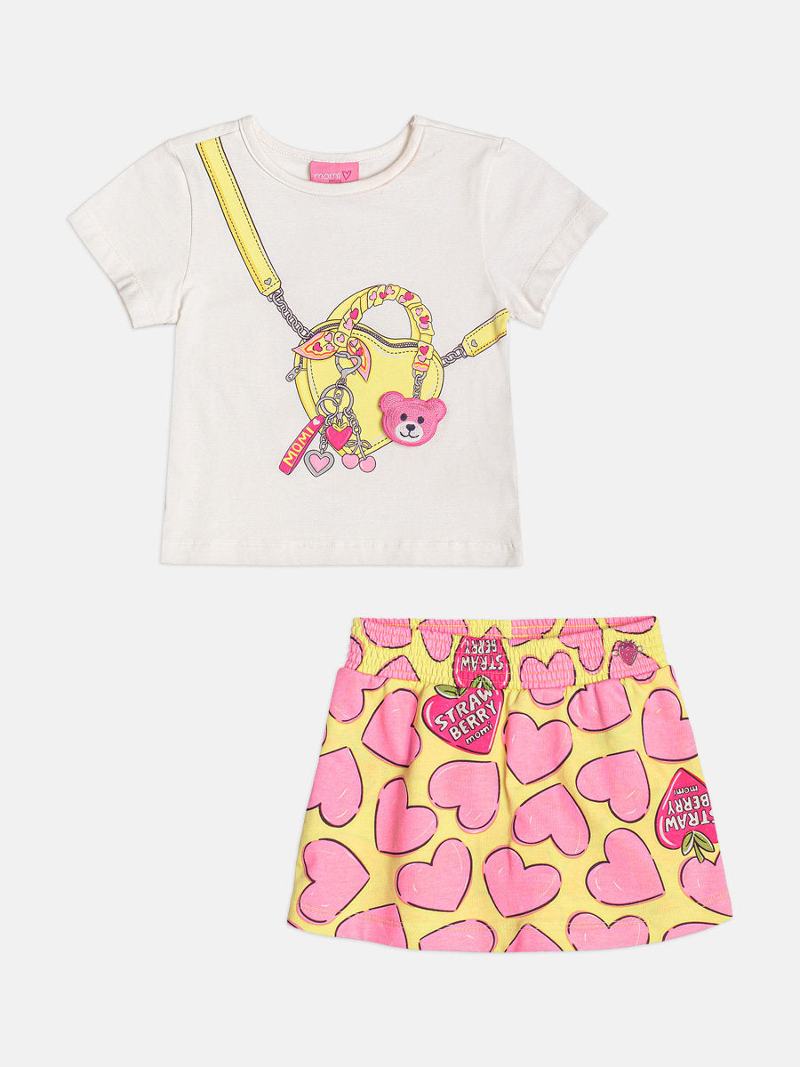 Conjunto Infantil Menina Momi com Shorts Amarelo Coração e Blusa Branca Bolsinha 3D