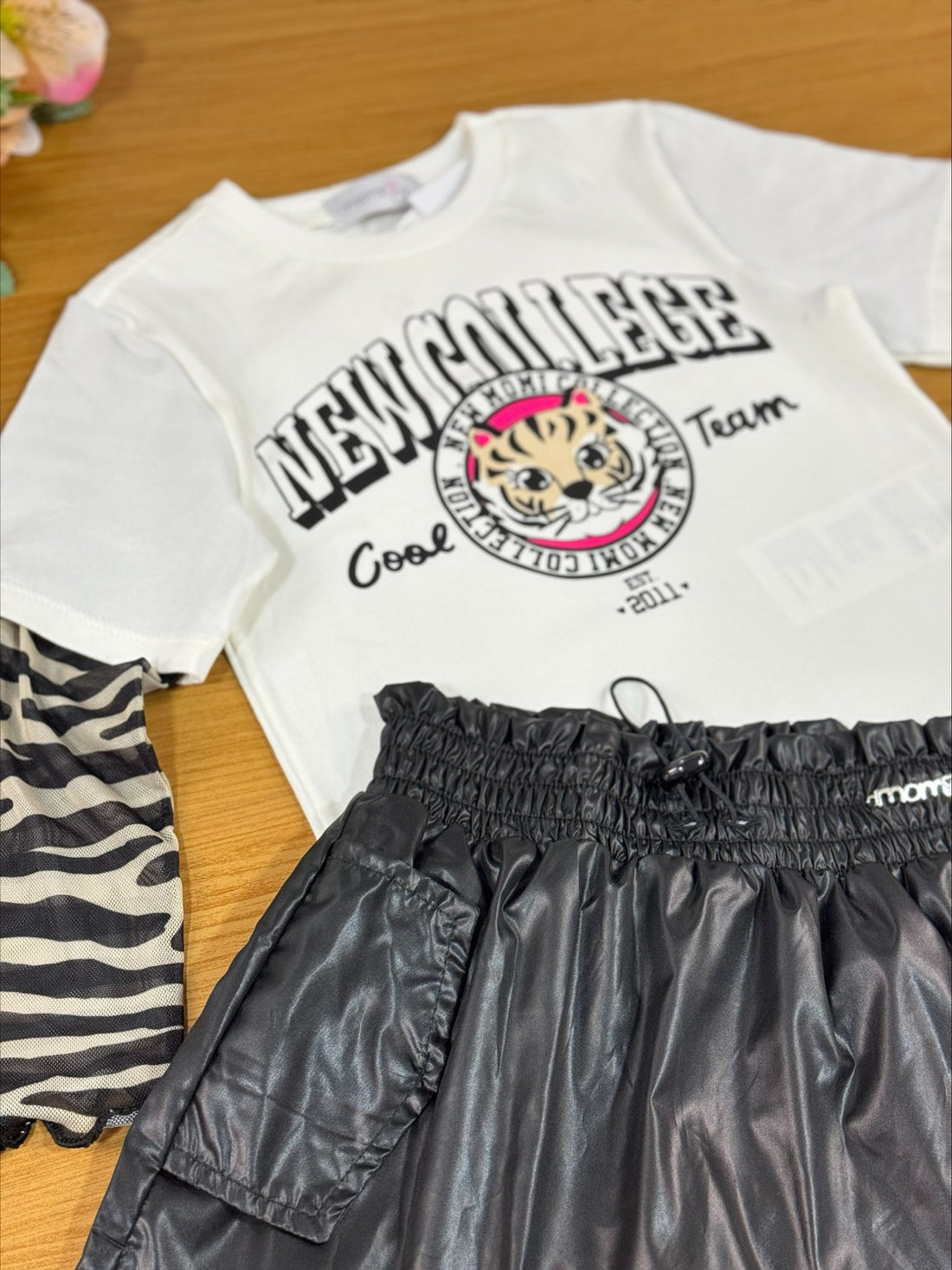 Conjunto Infantil Momi Inverno Saia e Blusa Tigre