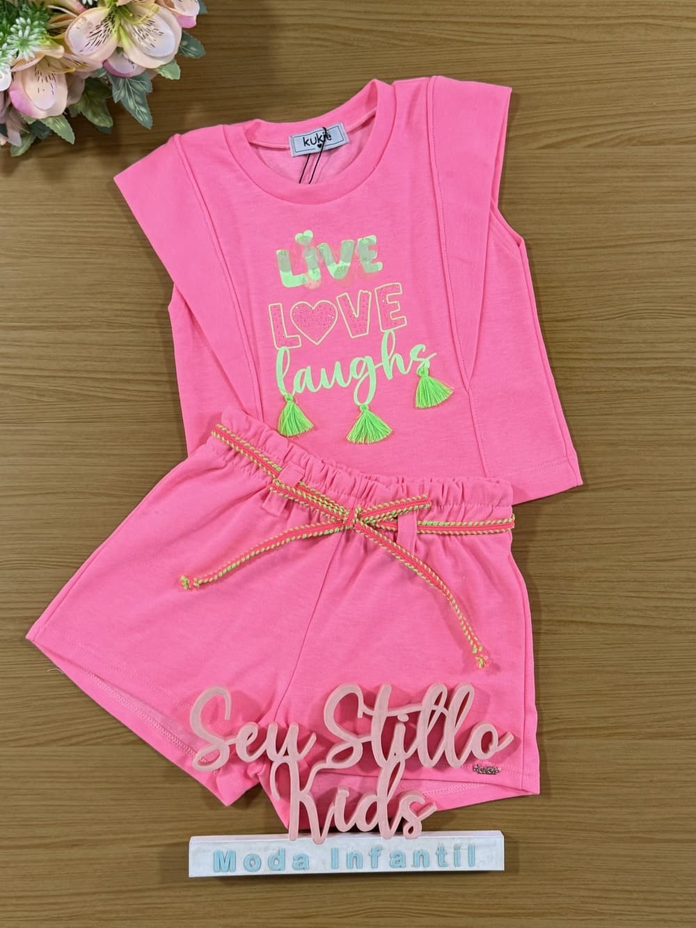 Conjunto Infantil Kukie Shorts e Blusa Rosa Neon Love