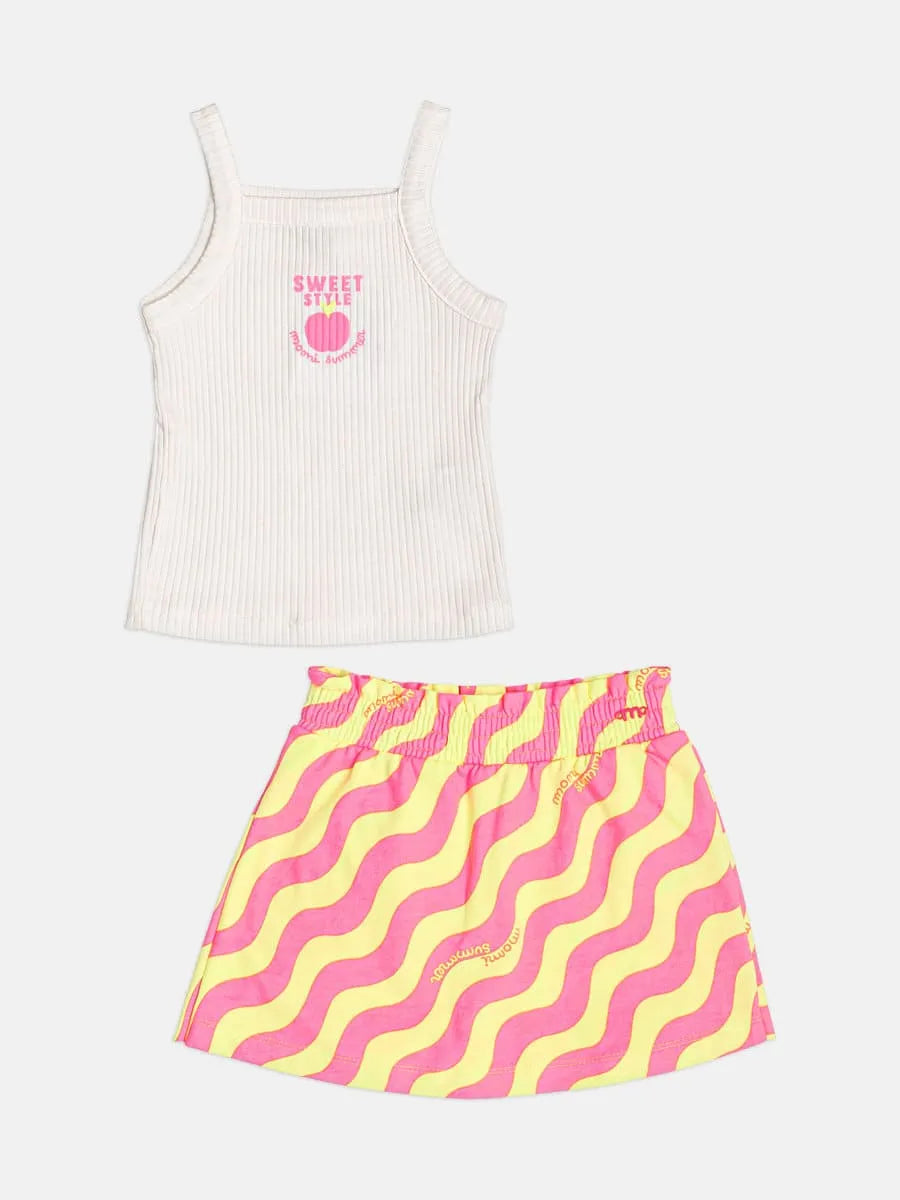 Conjunto Infantil Menina Momi com Shorts Saia e Blusa Branca Maçãzinha